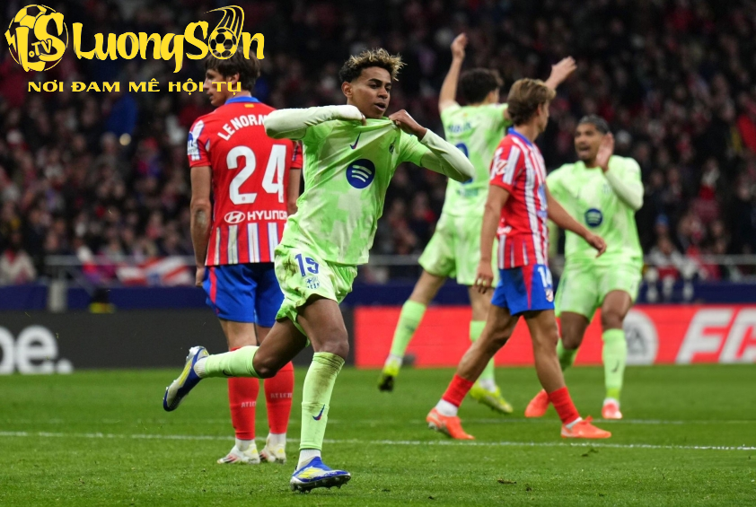 Lamine Yamal cùng Barcelona đang có phong độ rất cao ở La Liga mùa này. Lamine Yamal cùng Barcelona đang có phong độ rất cao ở La Liga mùa này.